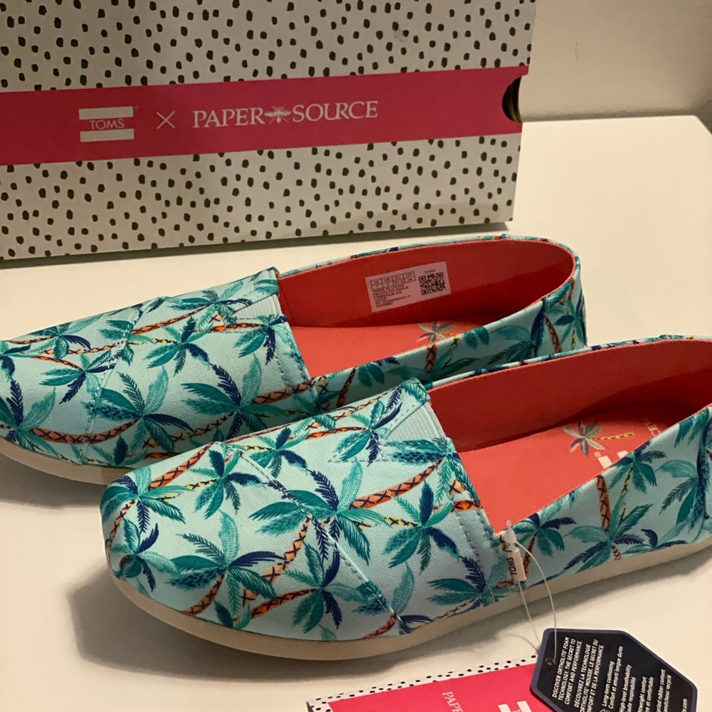TOMS